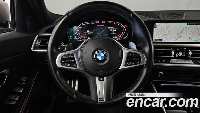 BMW 3-Series 2021 — photo 19