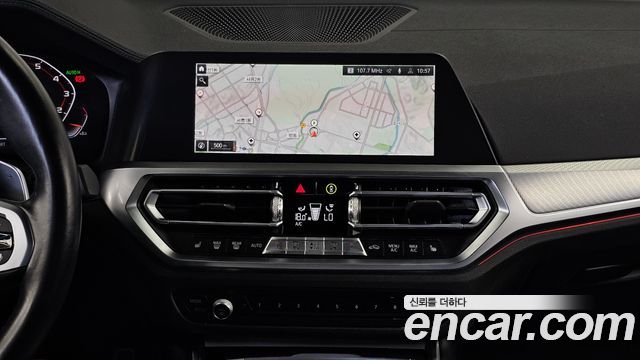 BMW 3-Series 2021 — photo 20