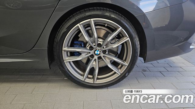 BMW 3-Series 2021 — photo 7