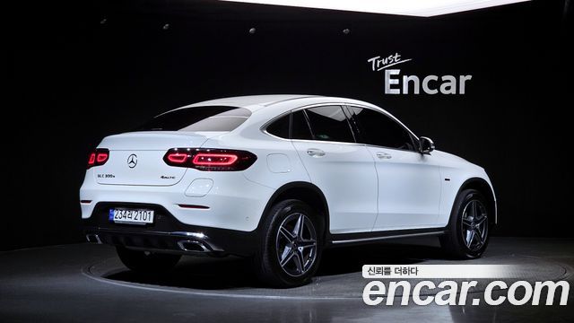 Mercedes-Benz GLC-Class 2021 — photo 2