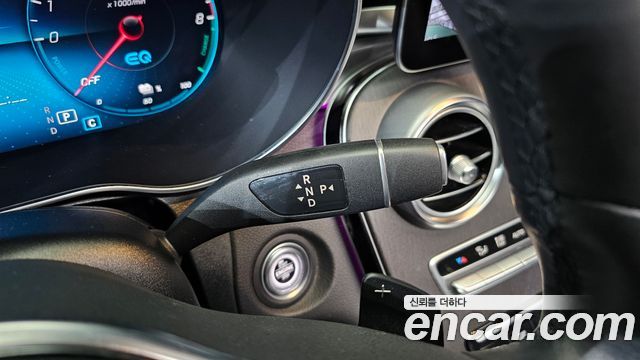 Mercedes-Benz GLC-Class 2021 — photo 12