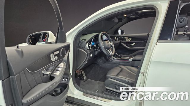 Mercedes-Benz GLC-Class 2021 — photo 13