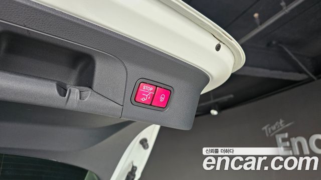 Mercedes-Benz GLC-Class 2021 — photo 26