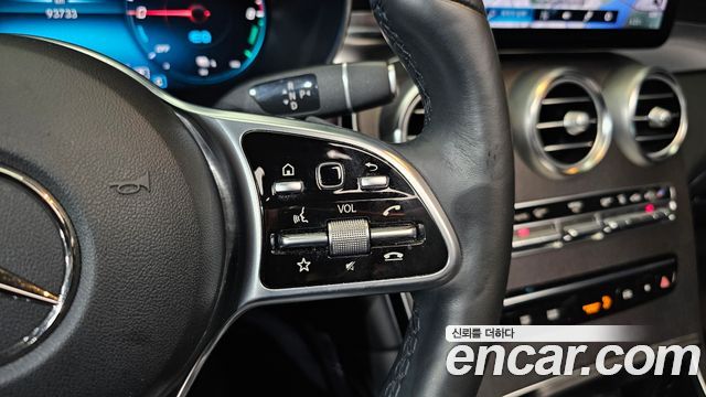 Mercedes-Benz GLC-Class 2021 — photo 30