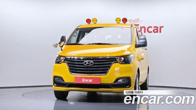 Hyundai Starex 2019 — photo 3