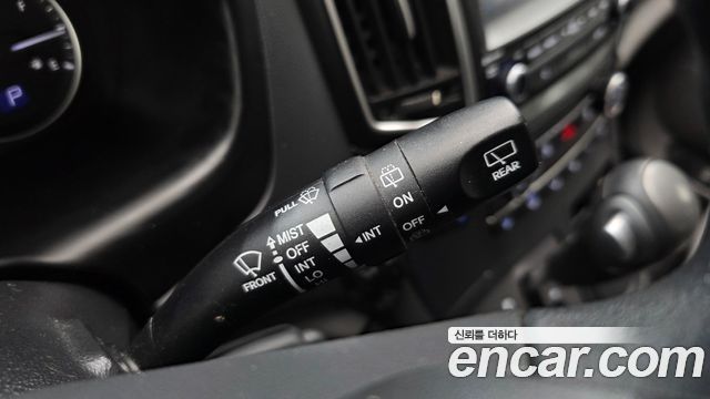 Hyundai Starex 2019 — photo 26