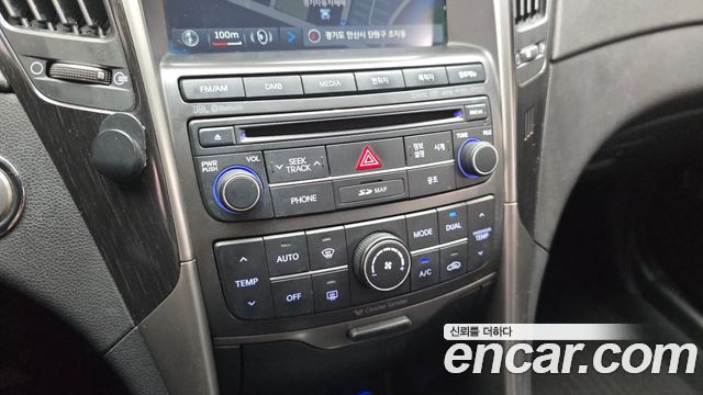 Hyundai Sonata 2013 — photo 32
