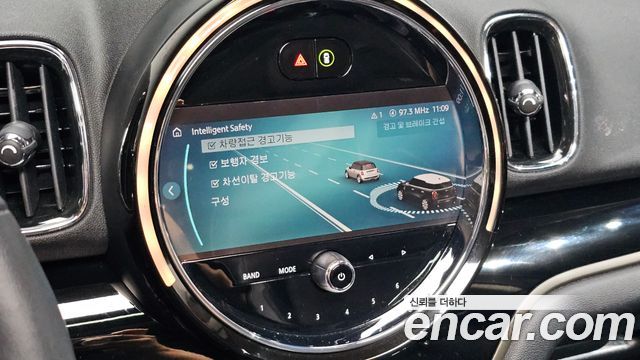 Mini Countryman 2023 — photo 25