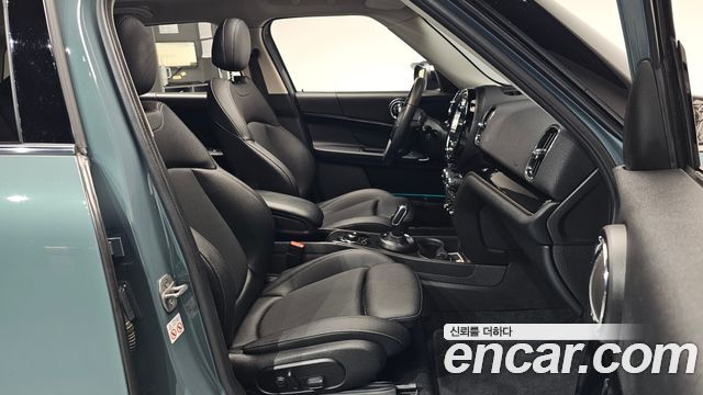 Mini Countryman 2023 — photo 16