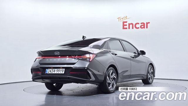 Hyundai AVANTE 2024 — photo 2