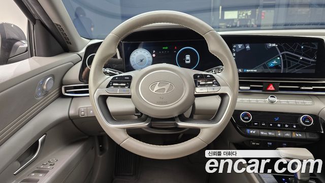 Hyundai AVANTE 2024 — photo 19