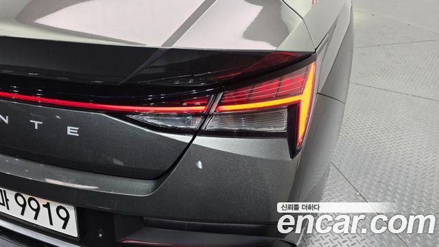 Hyundai AVANTE 2024 — photo 9