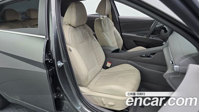 Hyundai AVANTE 2024 — photo 16