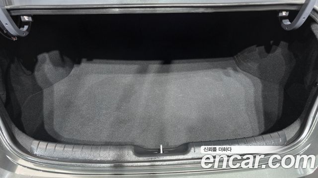 Hyundai AVANTE 2024 — photo 34