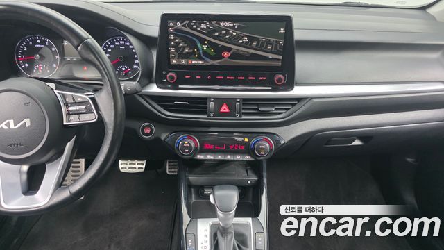 Kia K3 2023 — photo 14