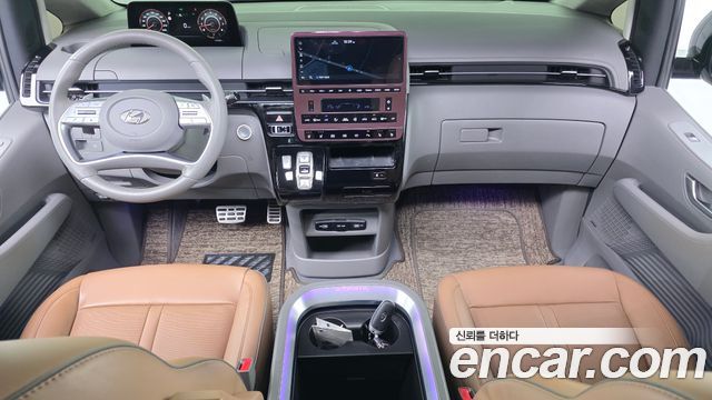 Hyundai Staria 2022 — photo 7