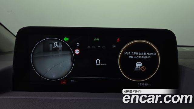 Hyundai Staria 2022 — photo 8