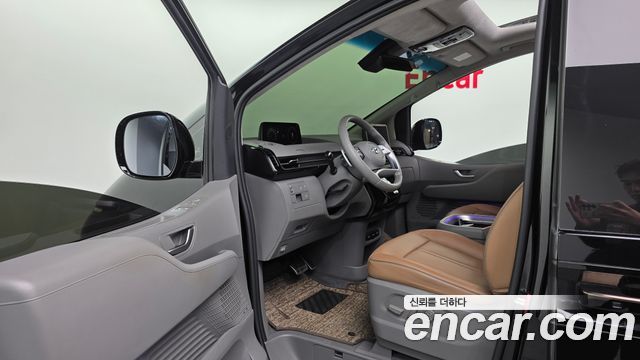 Hyundai Staria 2022 — photo 12