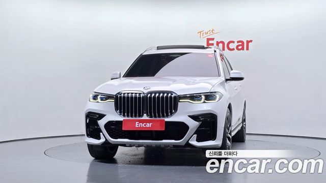 BMW X7 2021 — photo 3