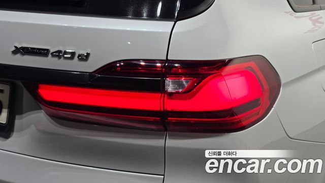 BMW X7 2021 — photo 9