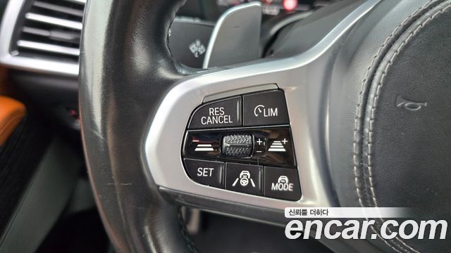BMW X7 2021 — photo 29