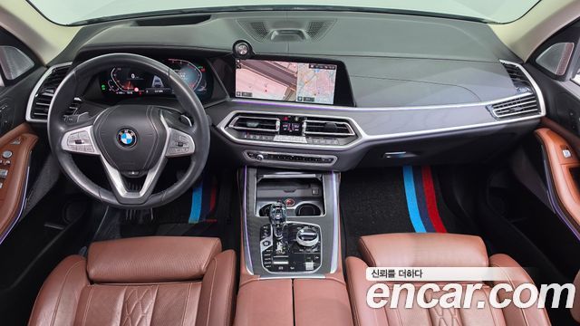BMW X7 2021 — photo 10