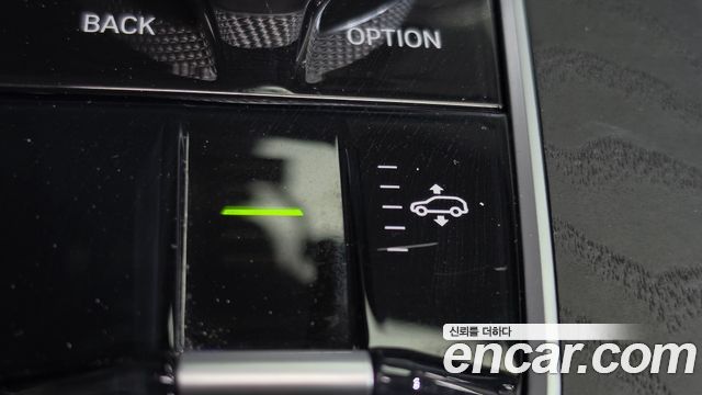 BMW X7 2021 — photo 21