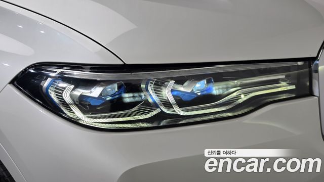 BMW X7 2021 — photo 8
