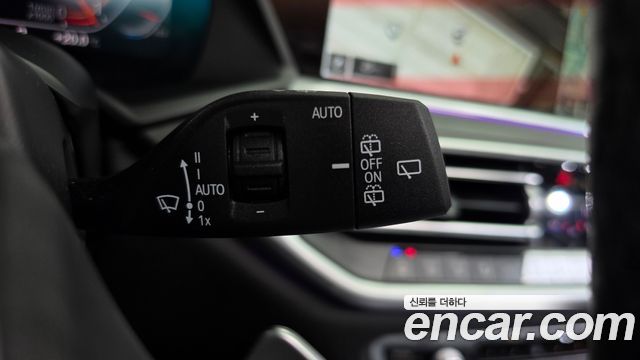 BMW X7 2021 — photo 29