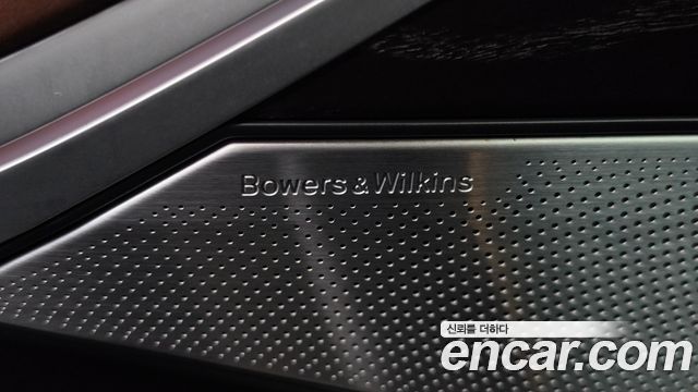 BMW X7 2021 — photo 36