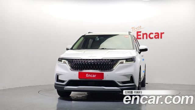 Kia Canival 2023 — photo 3