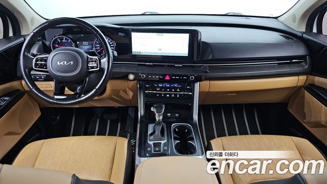 Kia Canival 2023 — photo 10