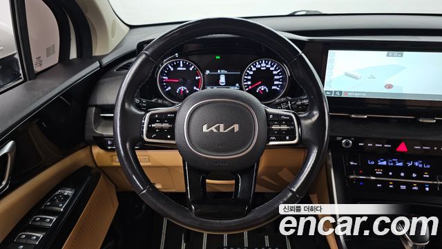 Kia Canival 2023 — photo 21