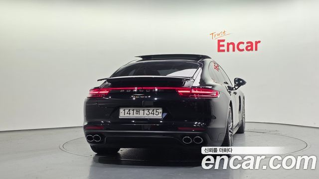Porsche Panamera 2018 — photo 4