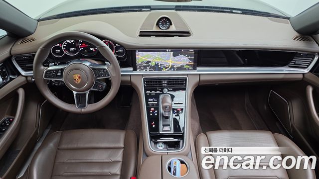 Porsche Panamera 2018 — photo 7