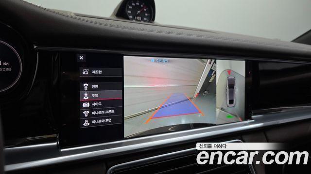 Porsche Panamera 2018 — photo 15