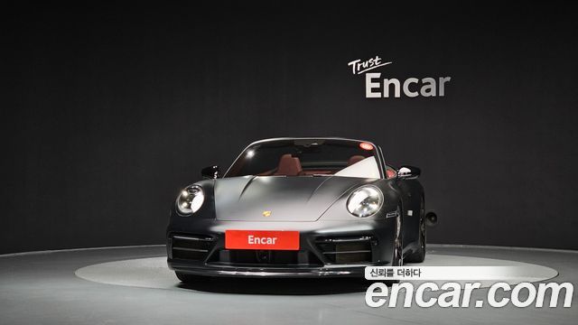 Porsche 911 2023 — photo 3