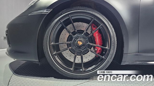 Porsche 911 2023 — photo 5