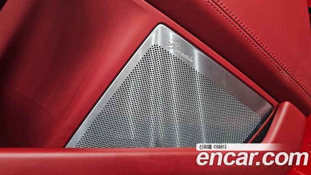 Porsche 911 2023 — photo 17