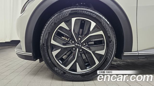 Kia EV6 2023 — photo 5