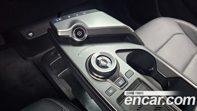 Kia EV6 2023 — photo 12