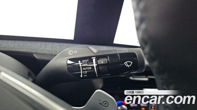 Kia EV6 2023 — photo 25