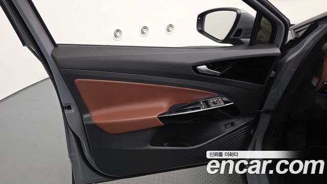 Volkswagen ID.4 2023 — photo 14