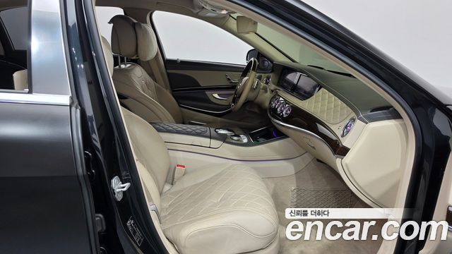Mercedes-Benz S-Class 2016 — photo 11