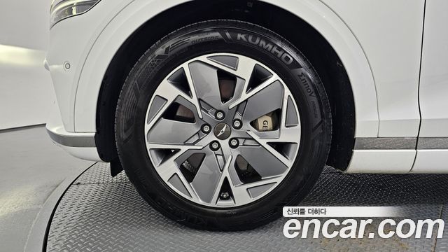 Genesis GV70 2022 — photo 5