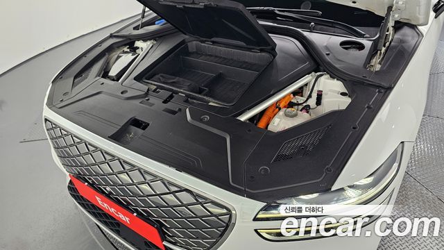 Genesis GV70 2022 — photo 6