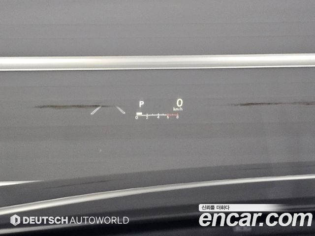 Lexus ES 2021 — photo 16