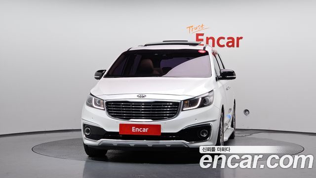 Kia Canival 2015 — photo 3