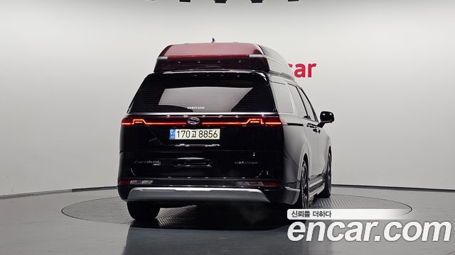 Kia Canival 2021 — photo 4