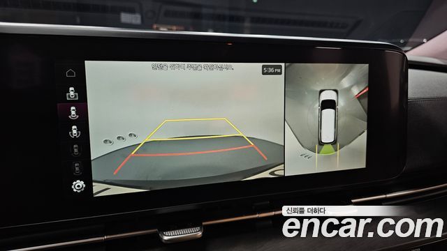 Kia Canival 2021 — photo 23